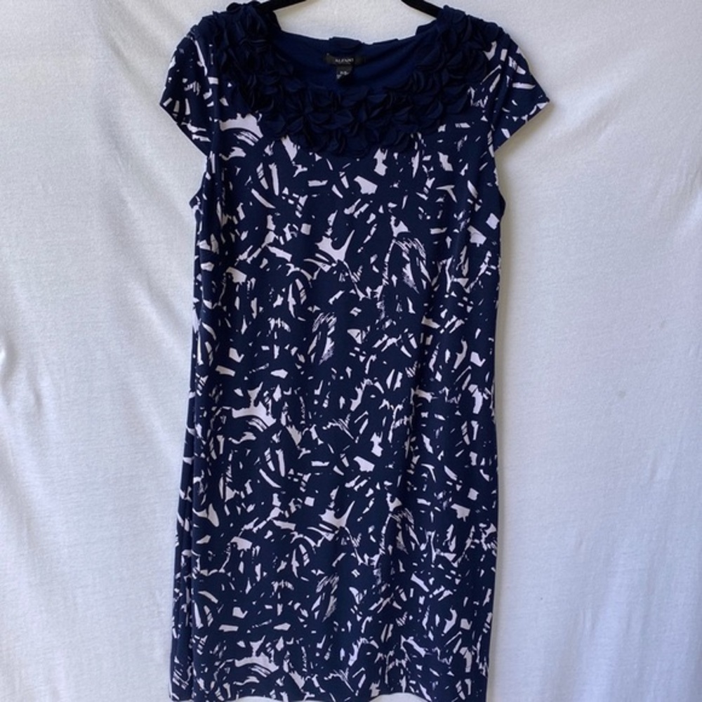 Alfani Perite size P/S dress navy blue